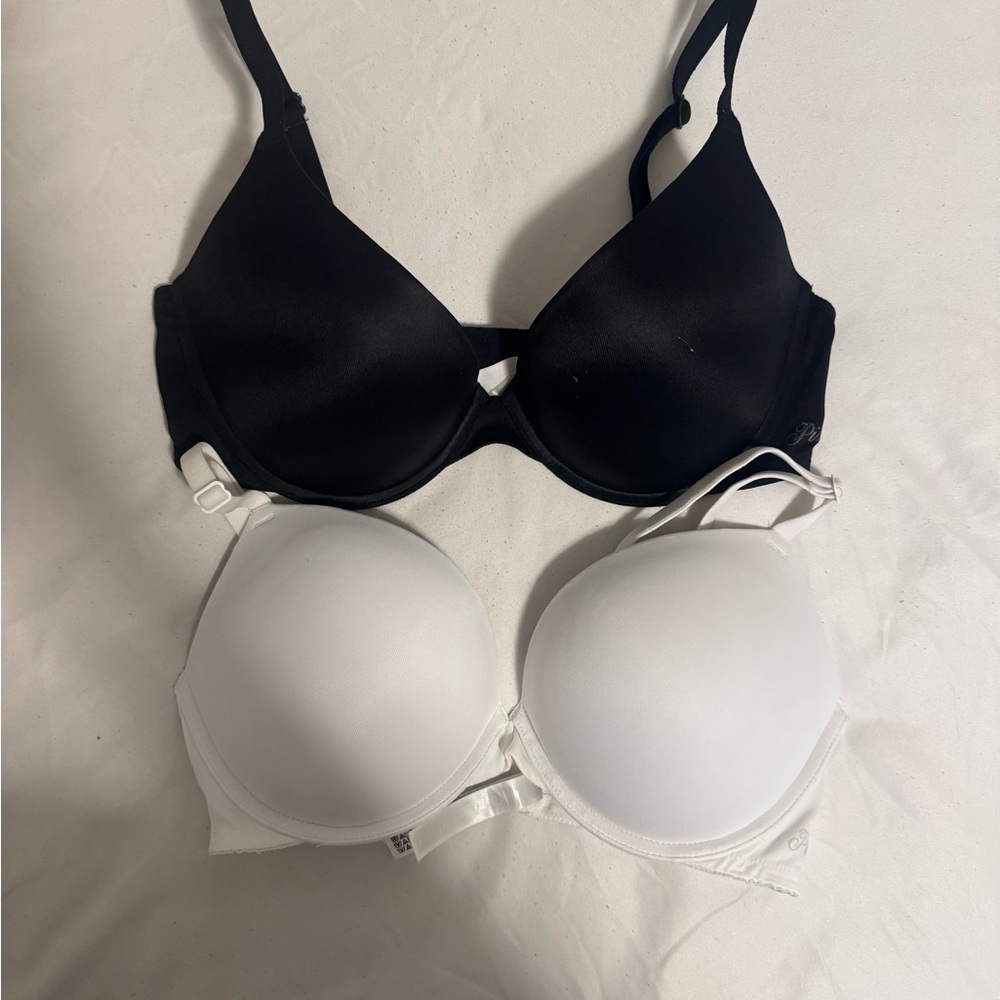 PINK Victoria's Secret Black and White Bra Duo